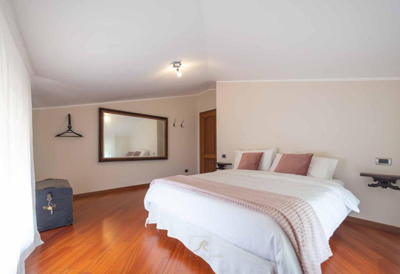 Villa Riva Lago - Apartment With Parking Tavernola Bergamasca Exterior foto