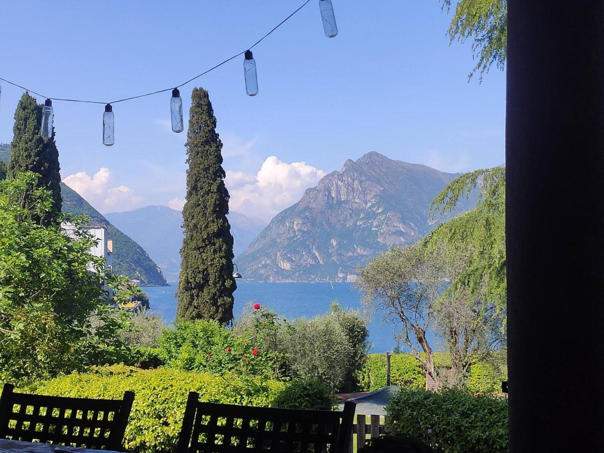 Villa Riva Lago - Apartment With Parking Tavernola Bergamasca Exterior foto